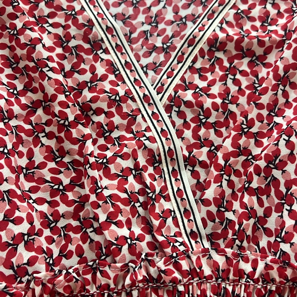 Colors: Red, white and black | Size: L | Brand: Max Studio - Picture 5 of 8